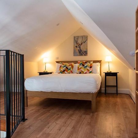 Kylemore House Boutique Apartments - Connemara Suite Экстерьер фото