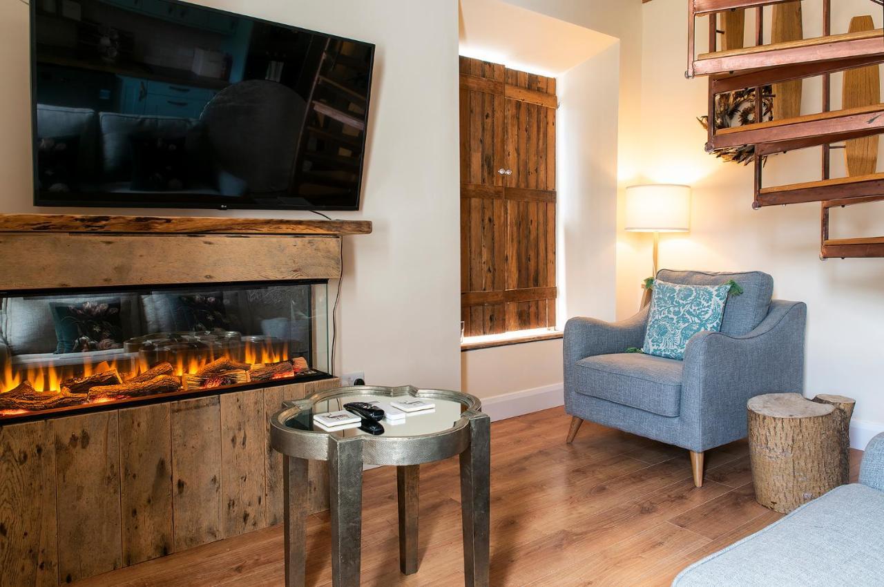 Kylemore House Boutique Apartments - Connemara Suite Экстерьер фото